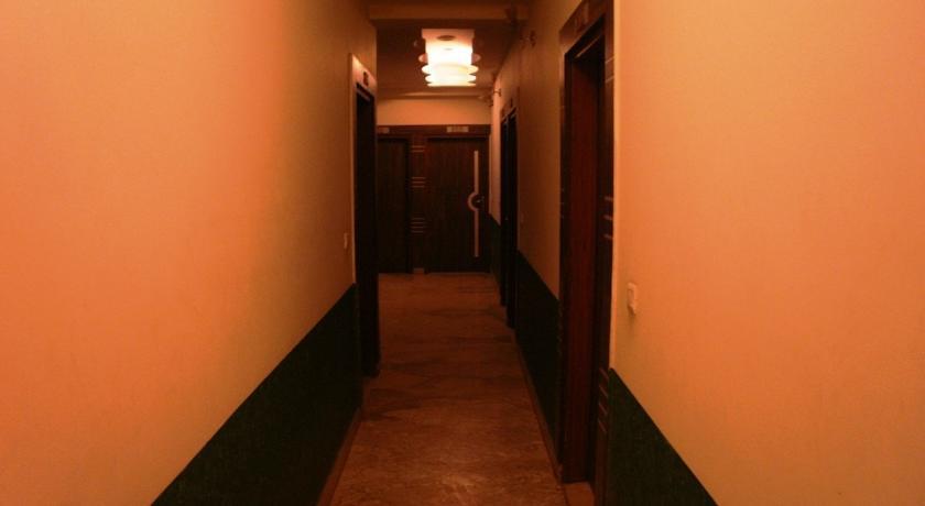Sheel Gopal Vision Hotel Mathura Eksteriør billede